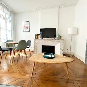 Maria - Centre Historique - Parking Prive Apartamento